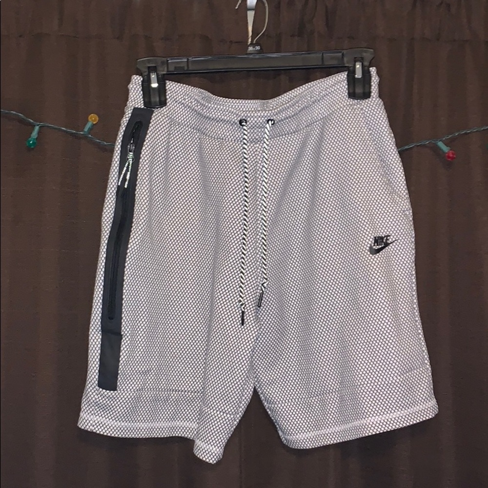 Nike Large Polka Dot Tech Shorts